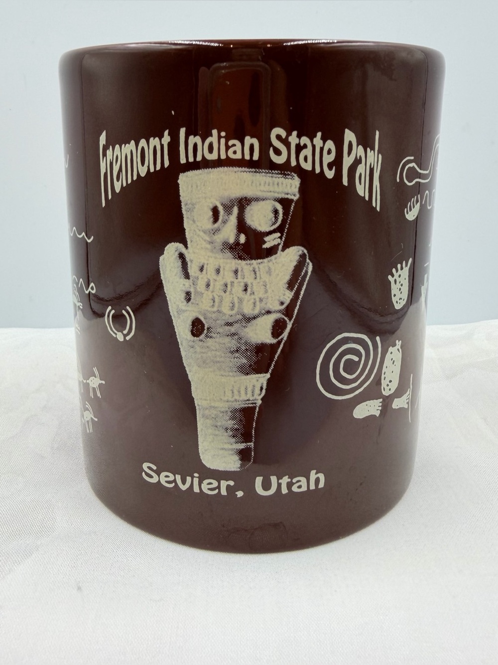 Fremont Indian State Park Coffee Mug Sevier, Utah 8 Ounce Brown White Petroglyph